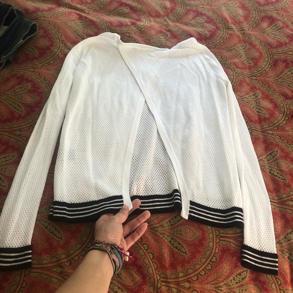 EUC Rag & Bone split back top - Picture 4 of 4